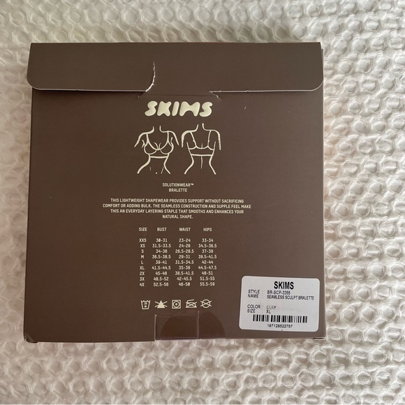 BNWT Skims Seamless Sculpt Bralette - Picture 5 of 6